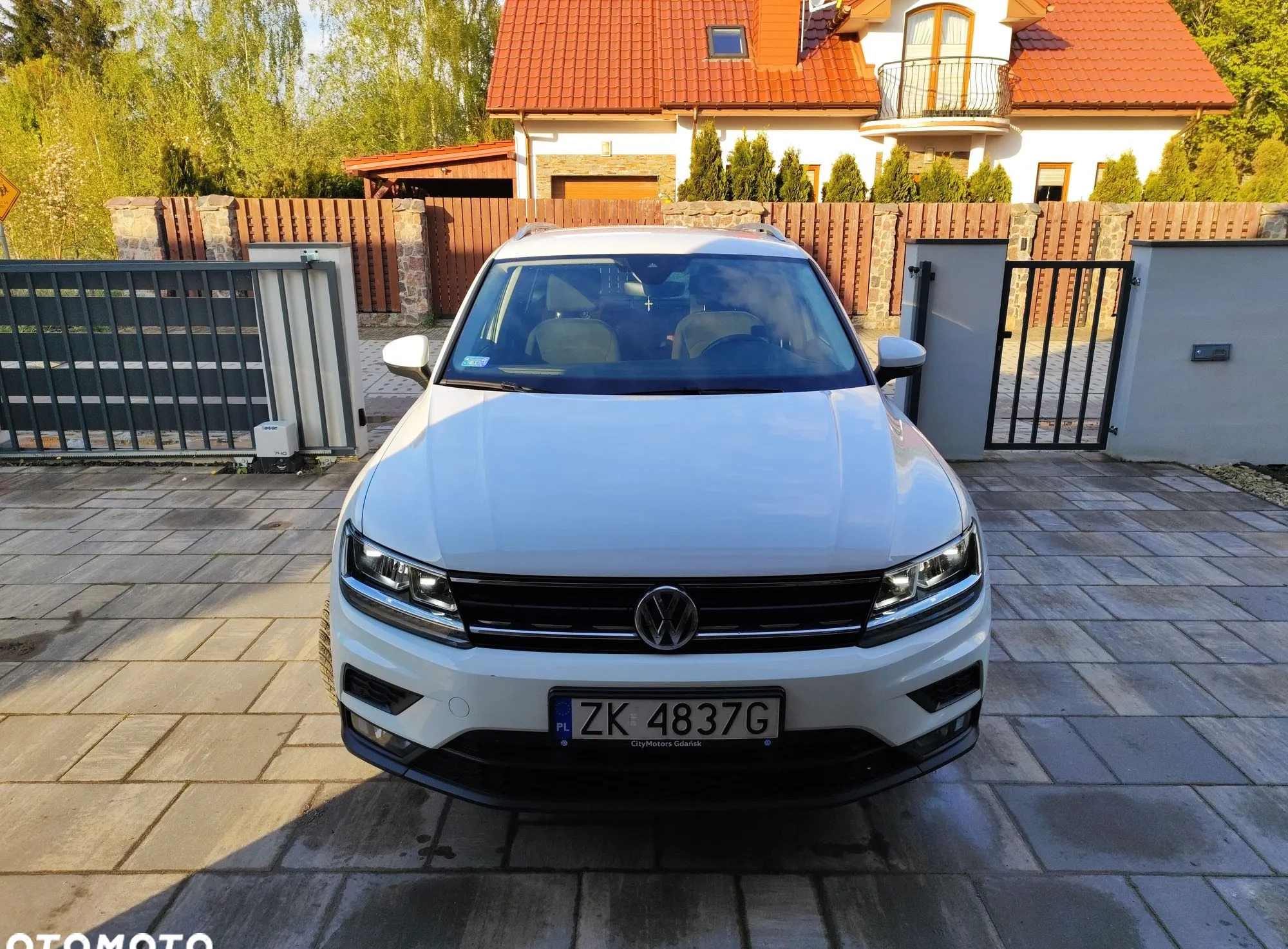 Volkswagen Tiguan cena 96900 przebieg: 48000, rok produkcji 2019 z Koszalin małe 154